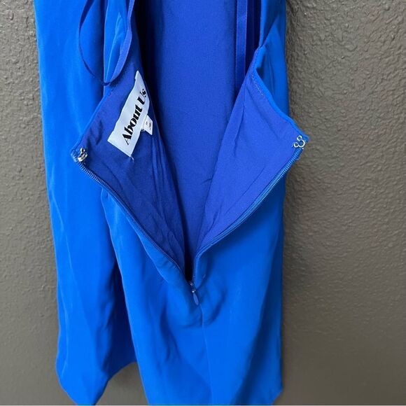*marks* NWOT Revolve x About Us Rose Halter Dress in Cobalt | Size M - Picture 7 of 11